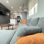 Spacious 4Br Townhouse In Mid City - Wh-C2